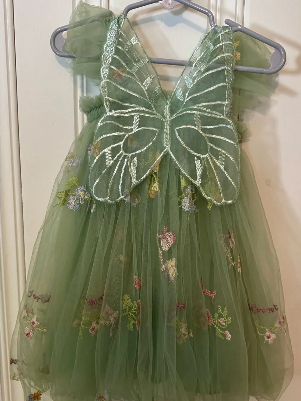 No brand delicate green